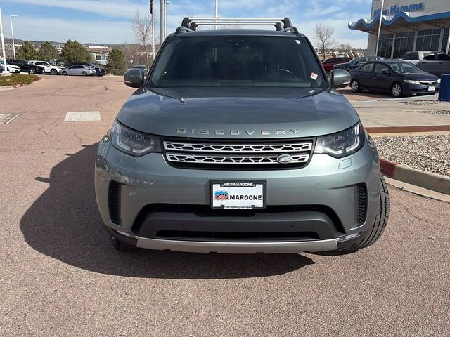 Used 2017 Land Rover Discovery HSE image 2