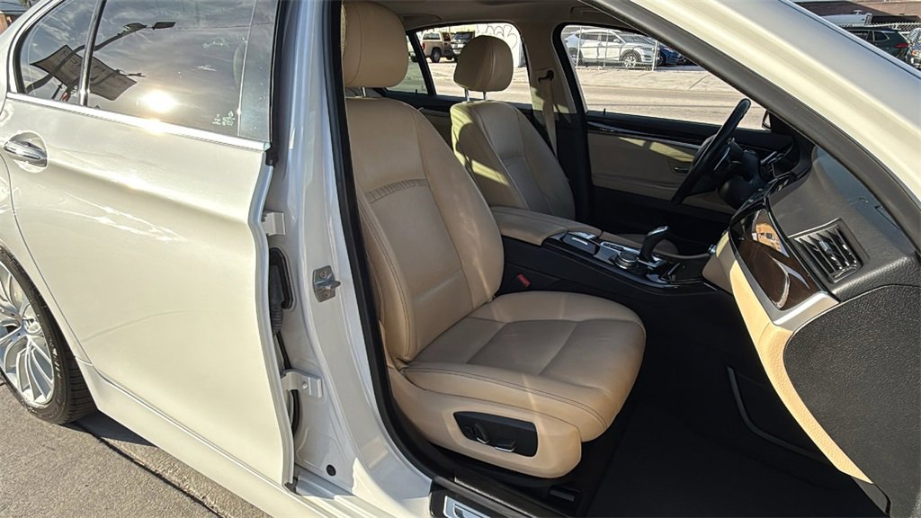 Used 2016 BMW 528i Sedan image 32