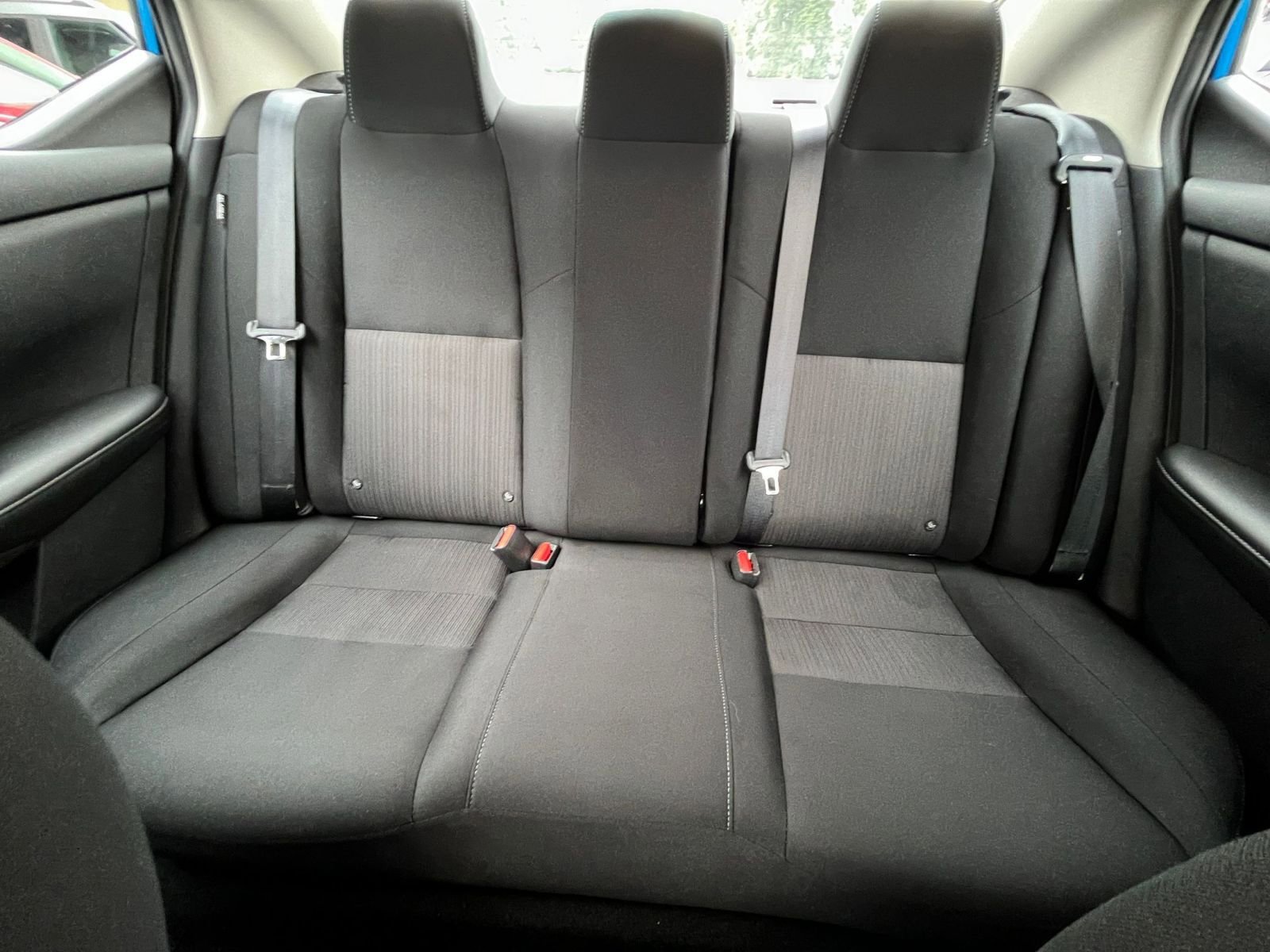 Used 2025 Nissan Sentra SV FWD image 38