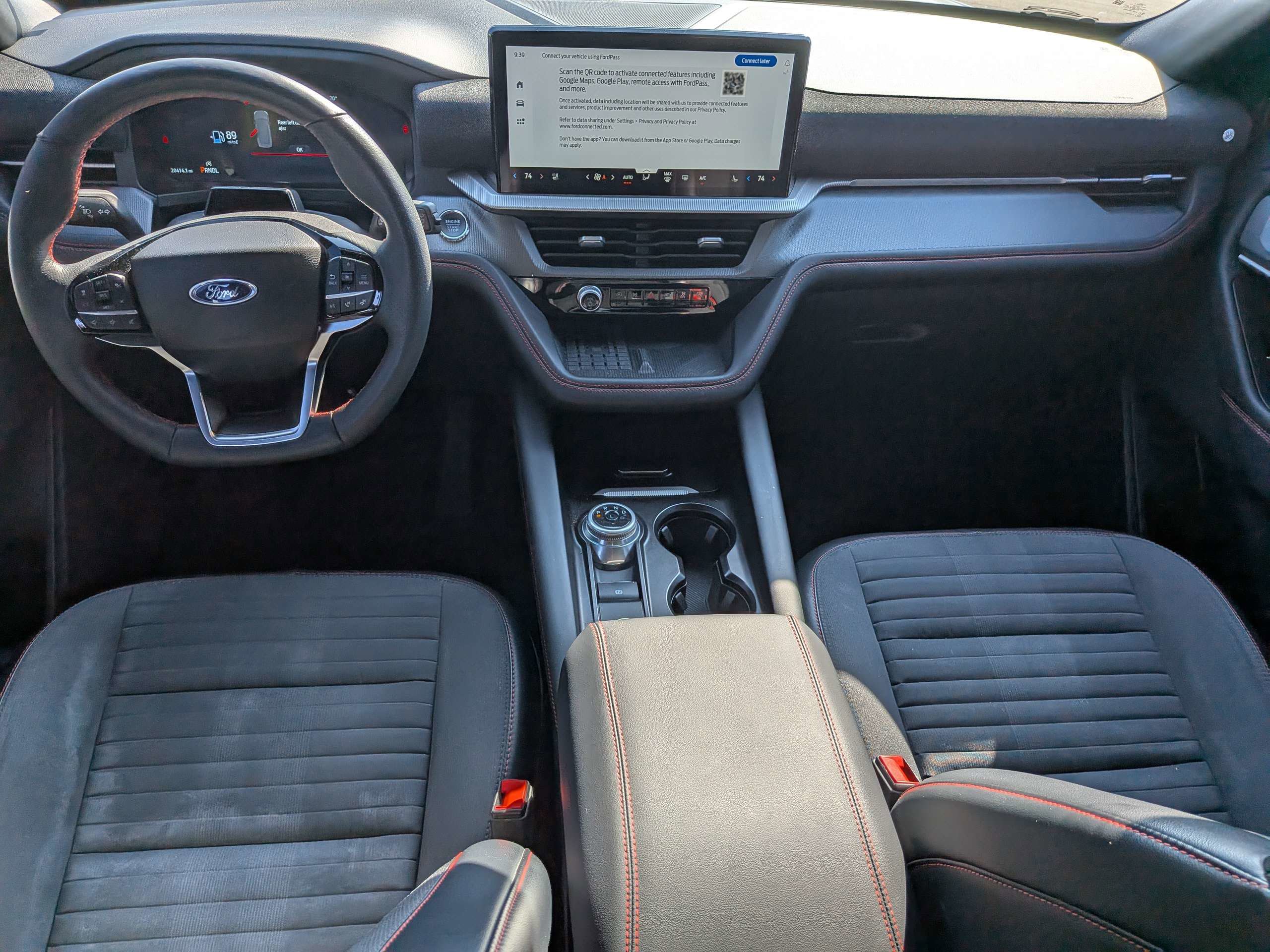 Used 2025 Ford Explorer ST-Line w/ Premium Package RWD image 17