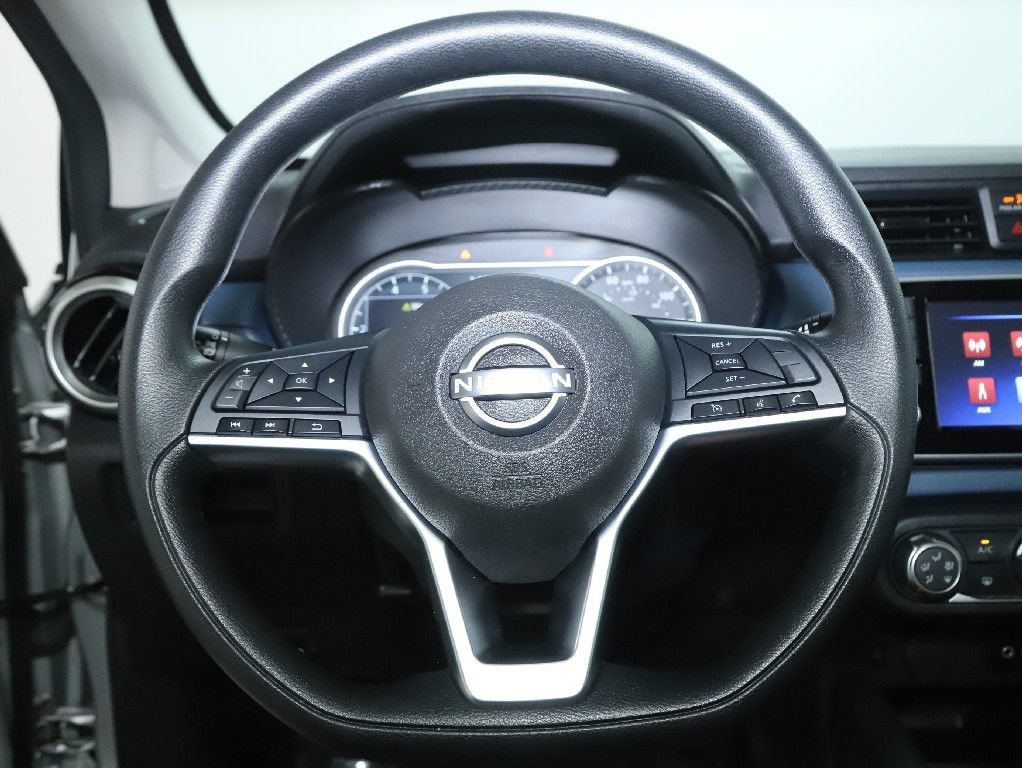 Used 2025 Nissan Versa SV FWD image 21
