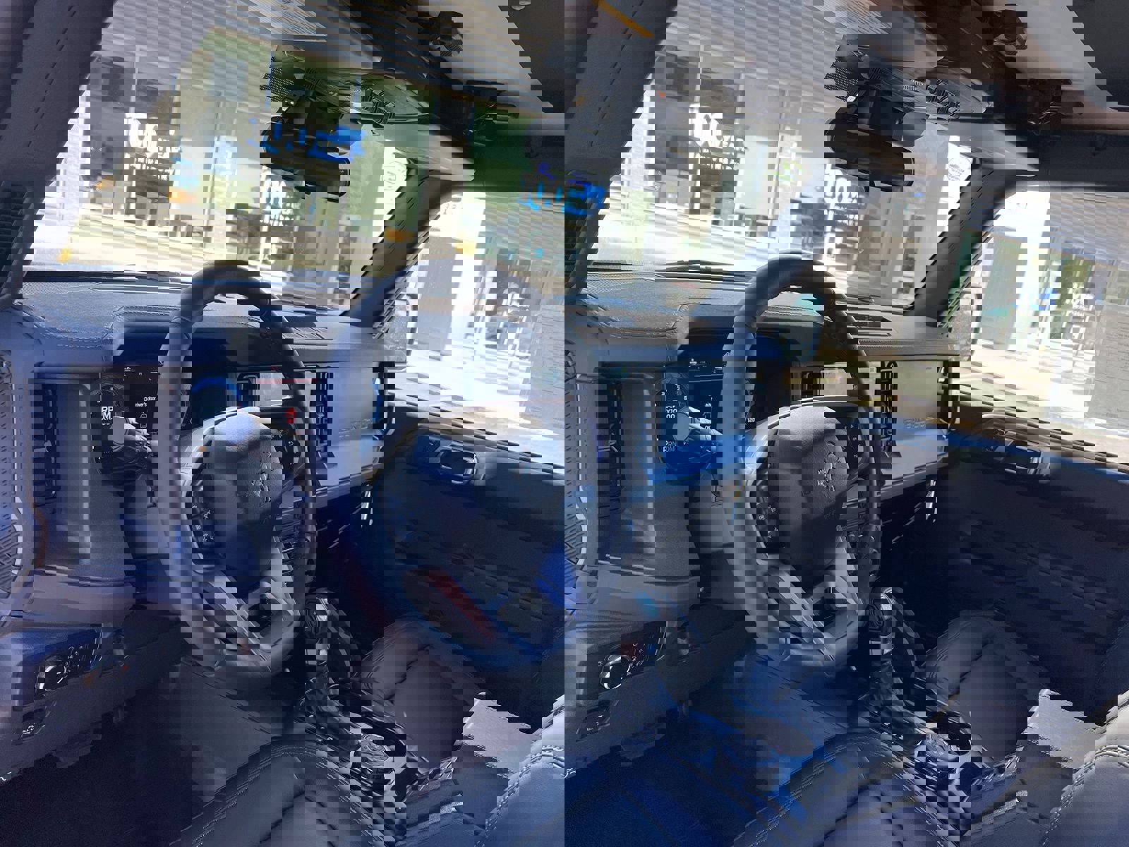 New 2025 Ford Bronco Badlands w/ Sasquatch Package image 21