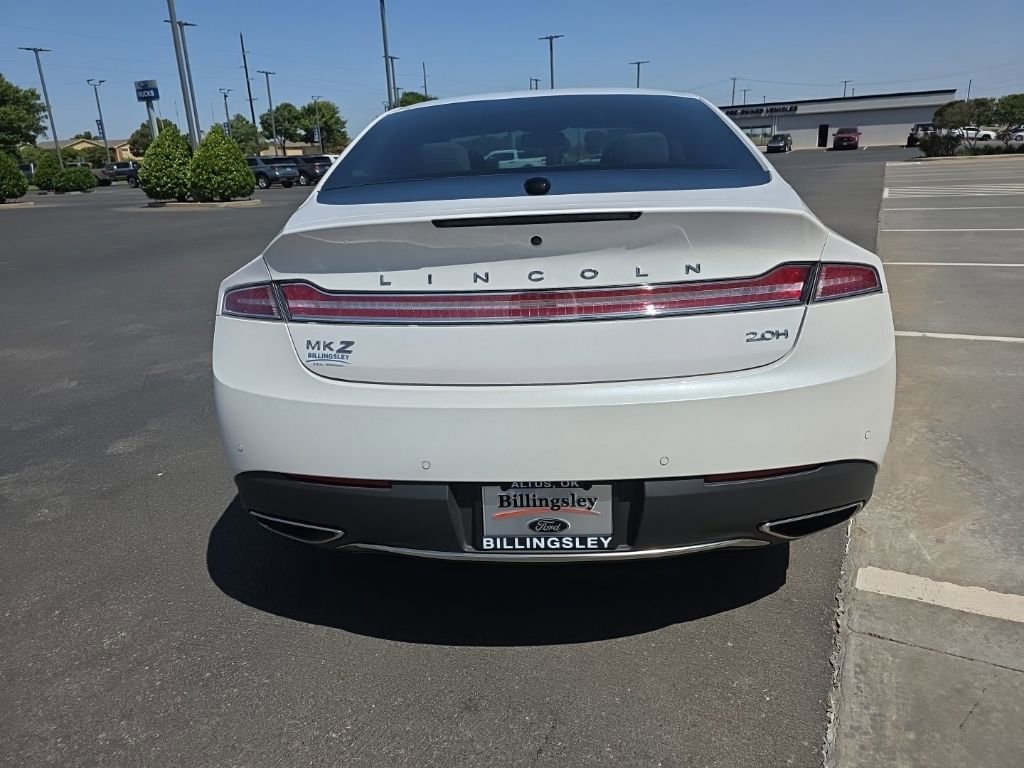 Used 2019 Lincoln MKZ Premiere FWD image 4