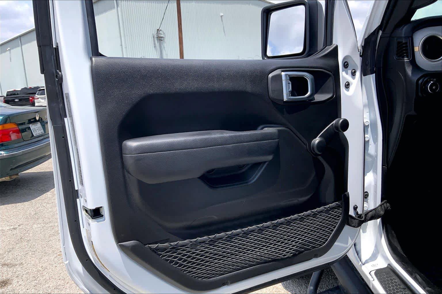 Used 2024 Jeep Wrangler Sport AWD/4WD image 21