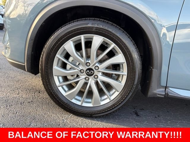 Used 2023 INFINITI QX50 Luxe FWD image 9