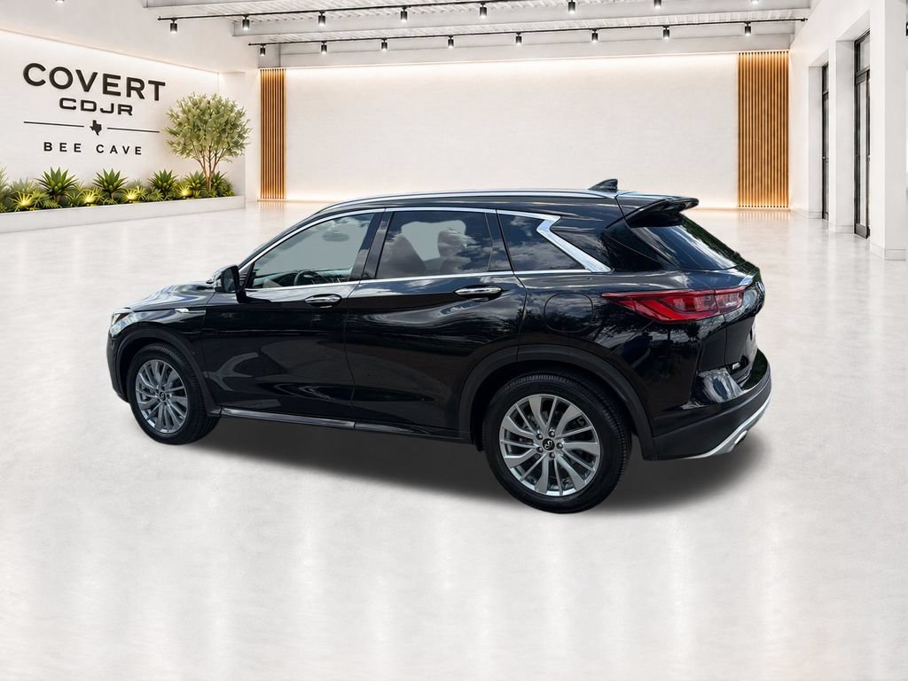 Used 2024 INFINITI QX50 Luxe AWD/4WD image 8
