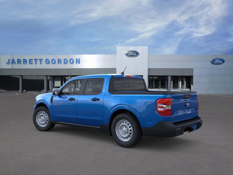 New 2025 Ford Maverick XL image 4