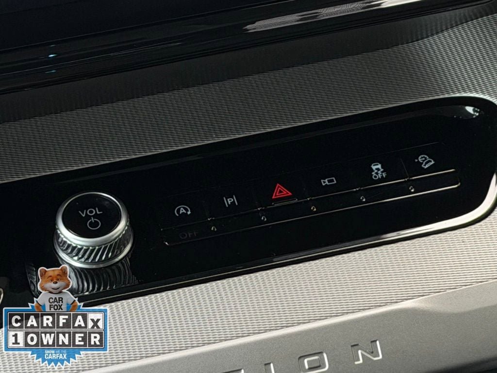 Used 2025 Ford Expedition Max Active AWD/4WD image 16