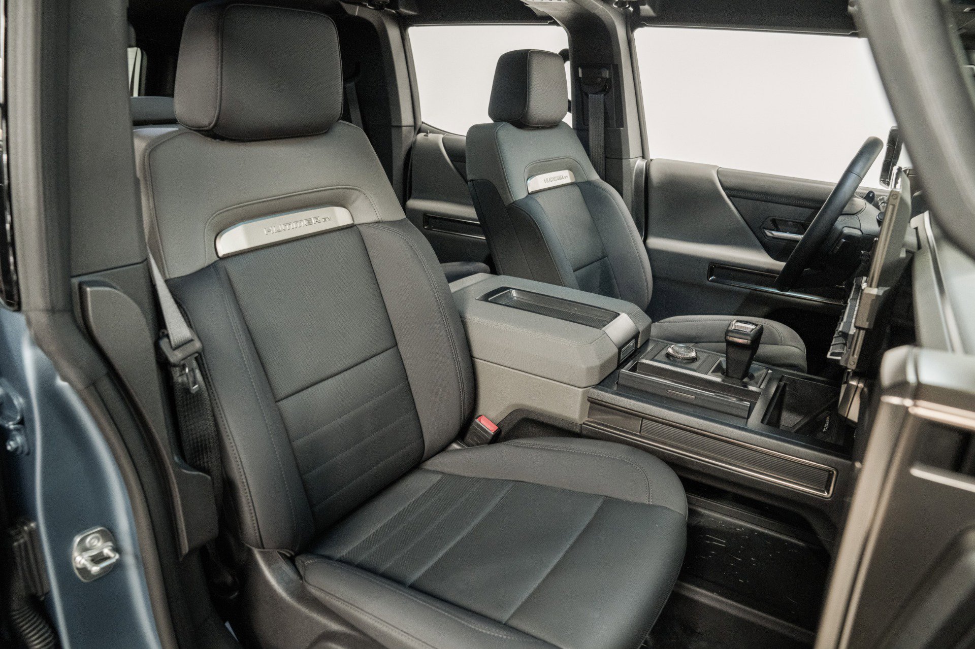 Used 2024 GMC Hummer EV 3X w/ Omega Edition image 30