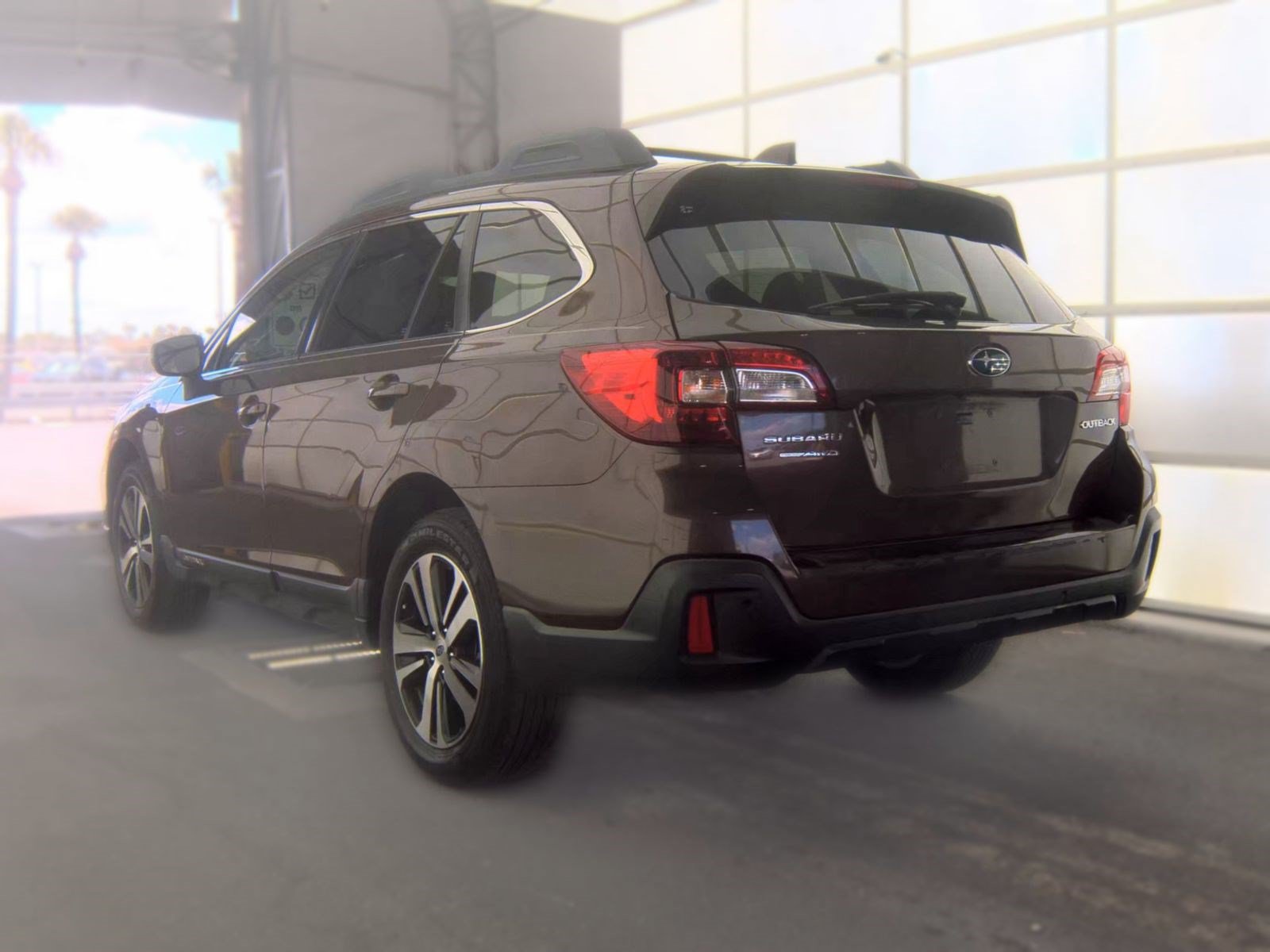 Used 2019 Subaru Outback 2.5i Limited AWD/4WD image 6