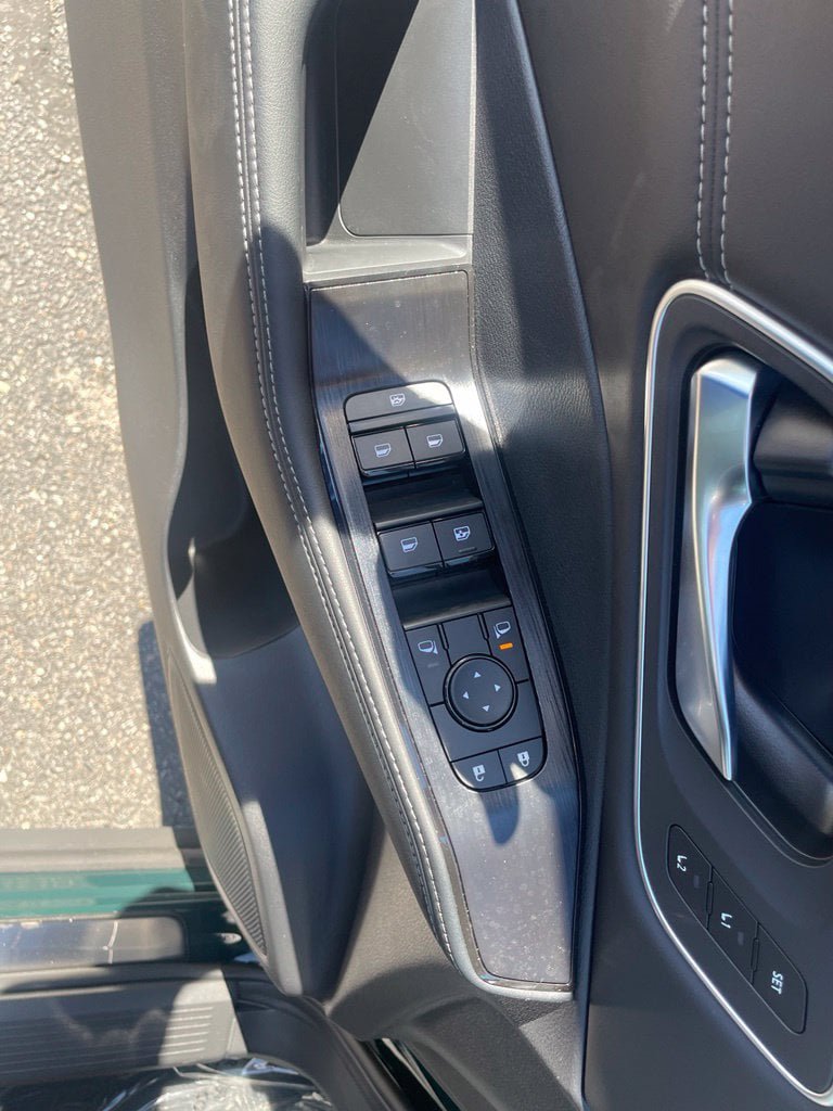 New 2026 Nissan Rogue Platinum AWD/4WD image 9