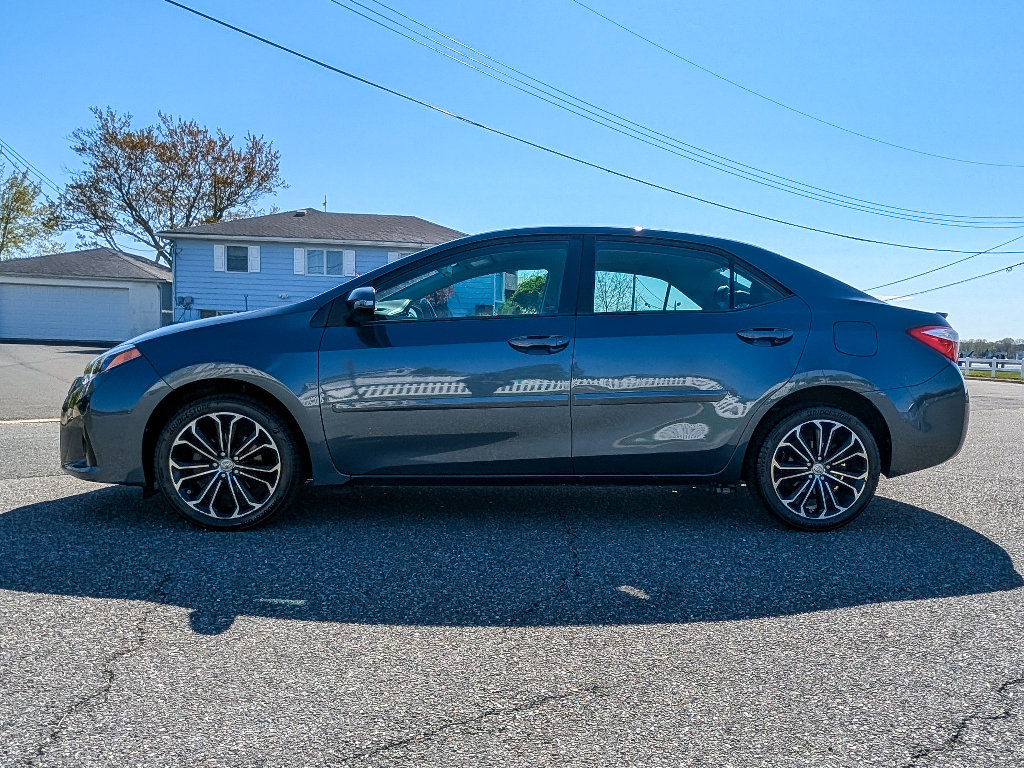 Used 2016 Toyota Corolla S w/ Body Protection Package #1 FWD image 8