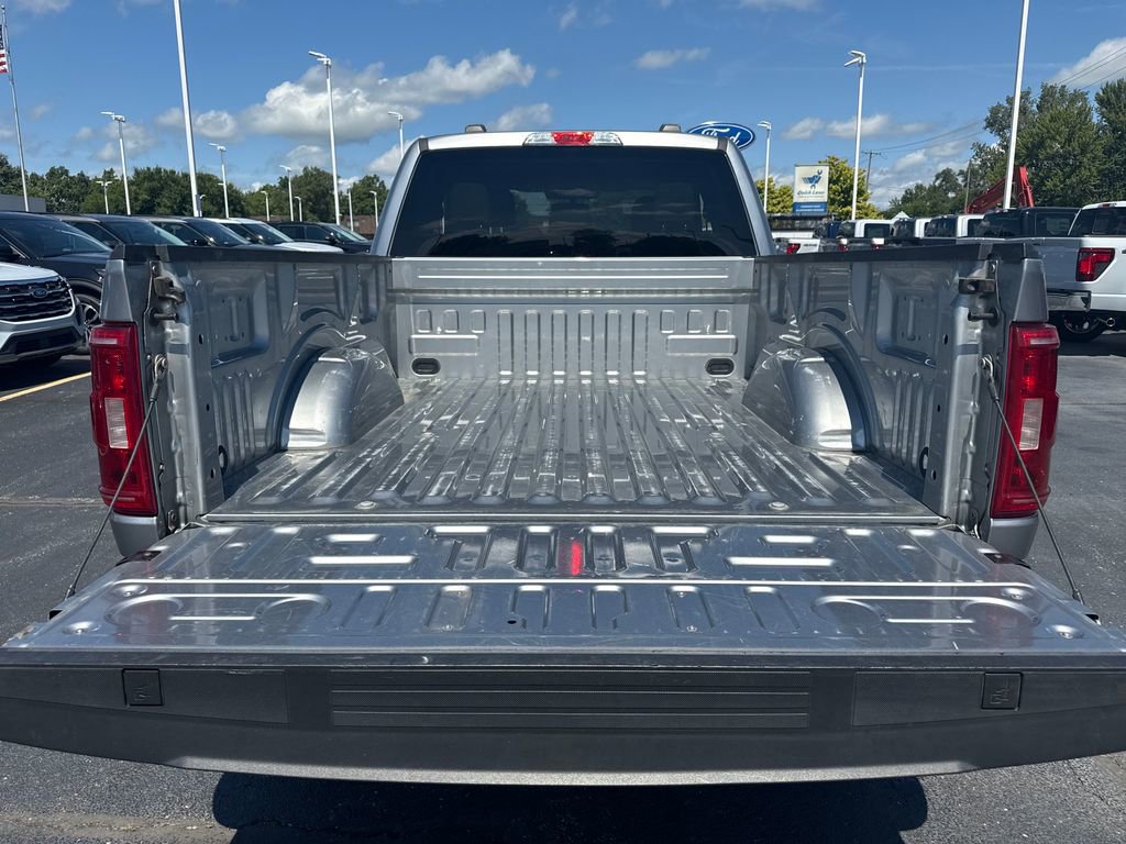 Used 2022 Ford F150 XLT image 11