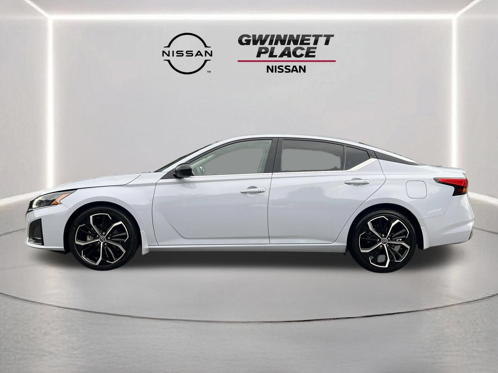 Certified 2023 Nissan Altima 2.5 SR FWD image 22