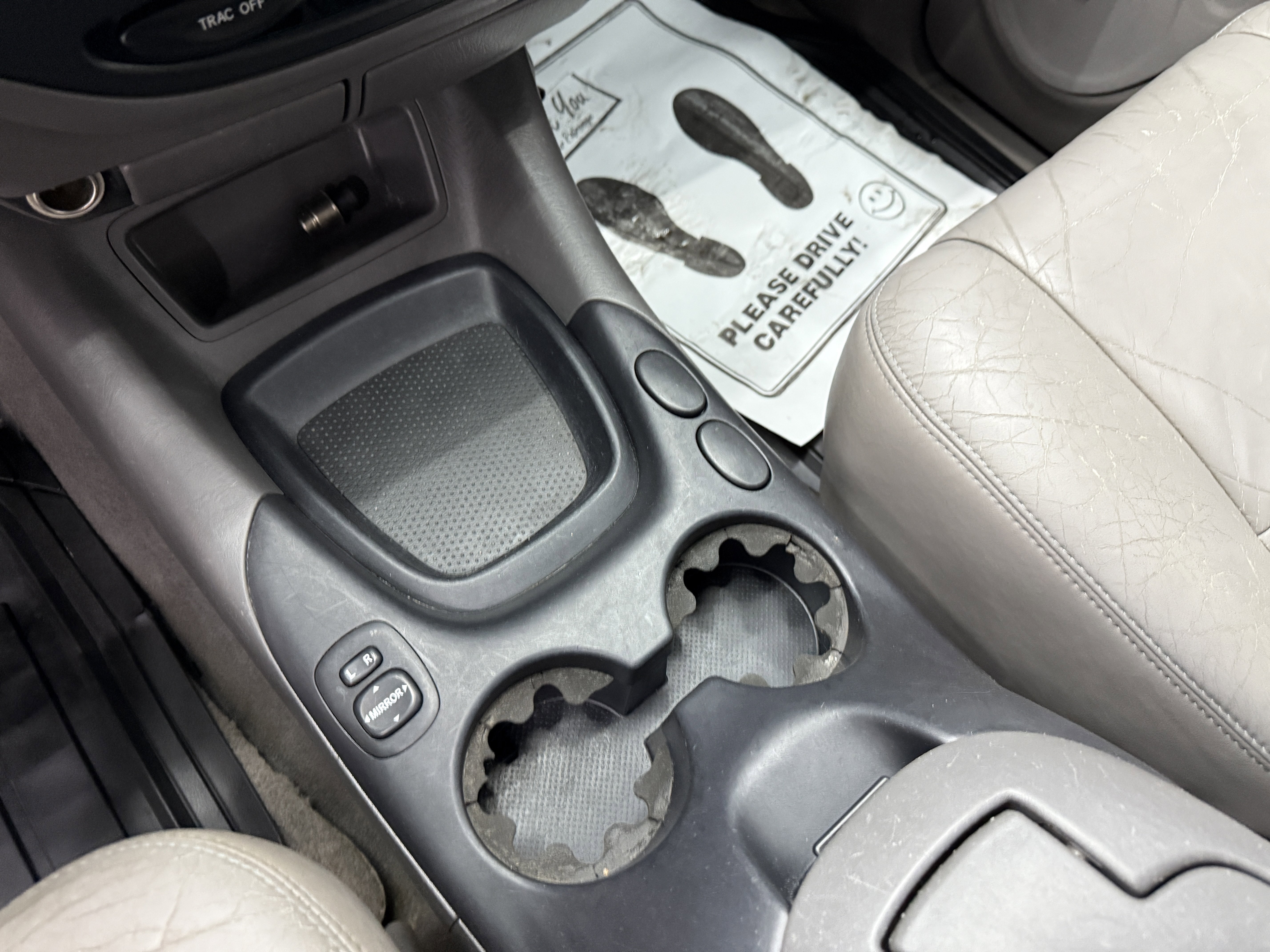 Used 2003 Toyota Sequoia SR5 image 16