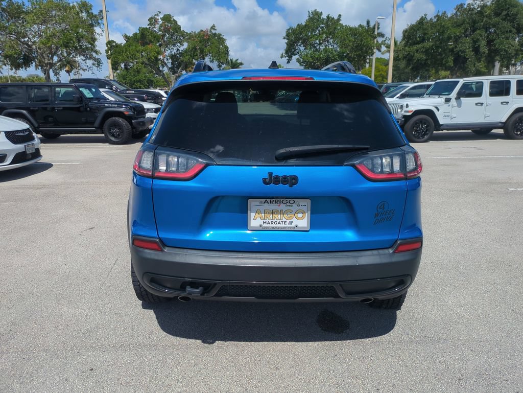 Used 2022 Jeep Cherokee Latitude AWD/4WD image 7