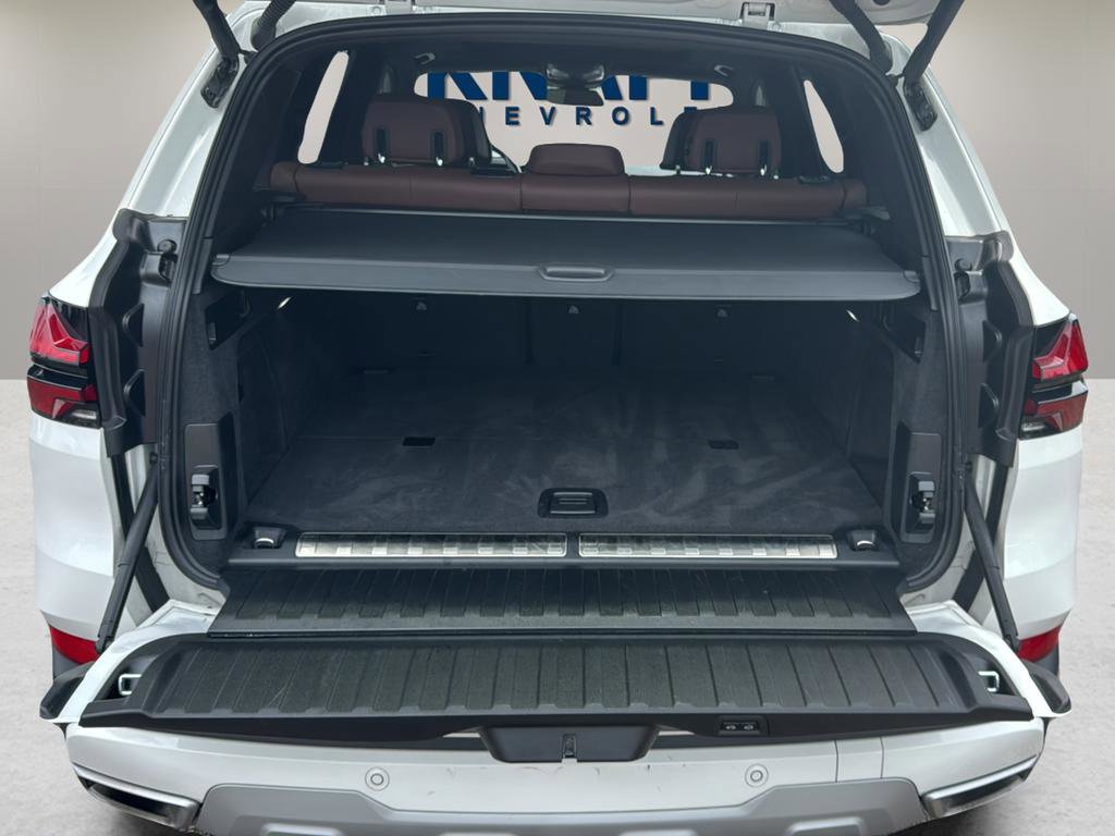 Used 2025 BMW X5 xDrive50e AWD/4WD image 19
