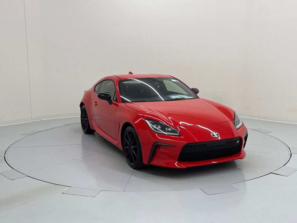 Used 2025 Toyota GR86 Premium w/ ALL Weather Mat Package (TMS) RWD image 7