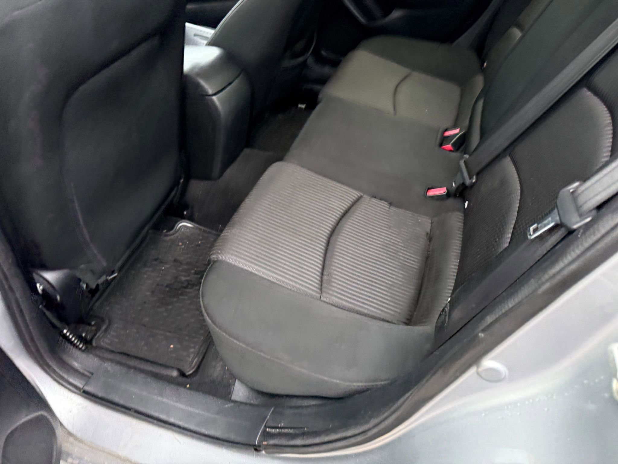 Used 2016 MAZDA MAZDA3 i Sport w/ Preferred Equipment Package image 7