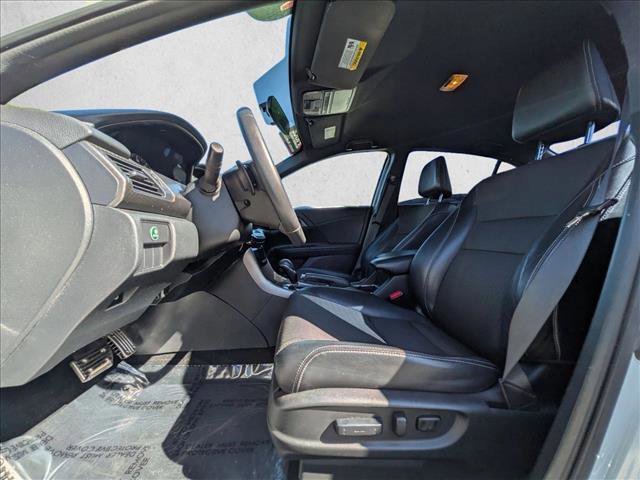 Used 2016 Honda Accord Sport image 14