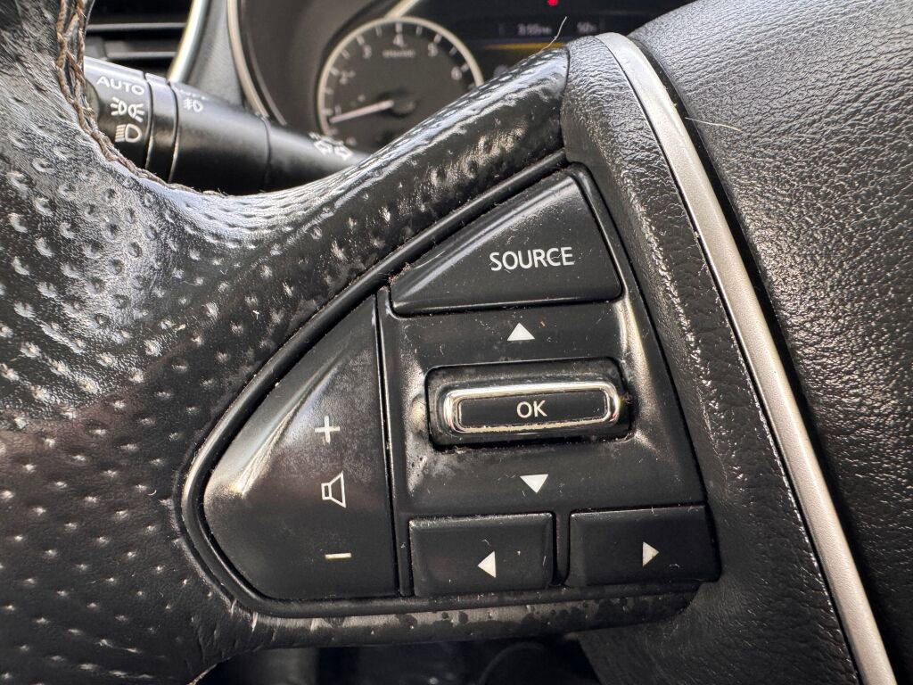 Used 2018 Nissan Maxima 3.5 SV image 30