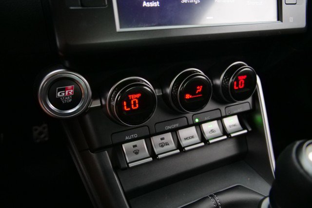 Used 2024 Toyota GR86 Premium RWD image 23