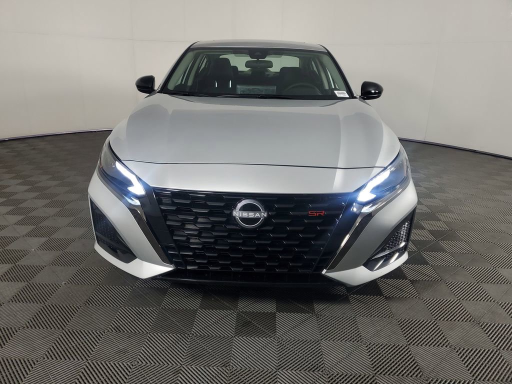 New 2025 Nissan Altima 2.5 SR w/ SR Premium Package image 9