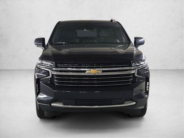 Used 2023 Chevrolet Suburban LT RWD image 2