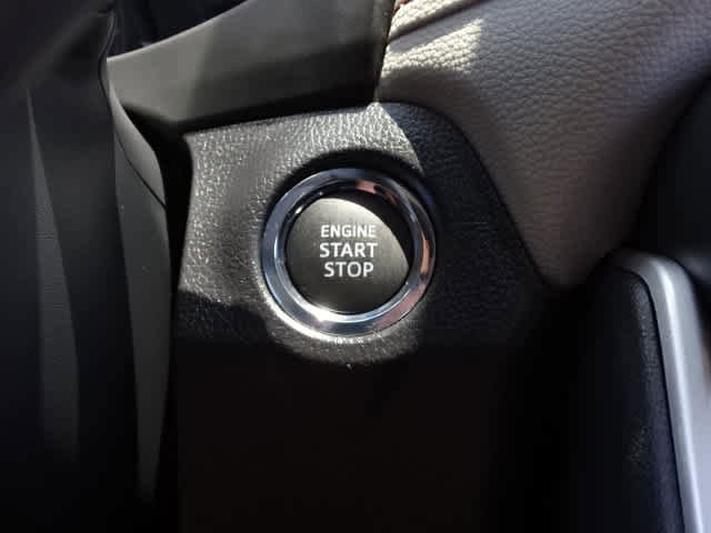 Used 2025 Toyota RAV4 XLE w/ Convenience Package AWD/4WD image 30
