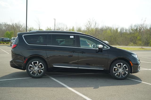 New 2026 Chrysler Pacifica Pinnacle AWD/4WD image 7