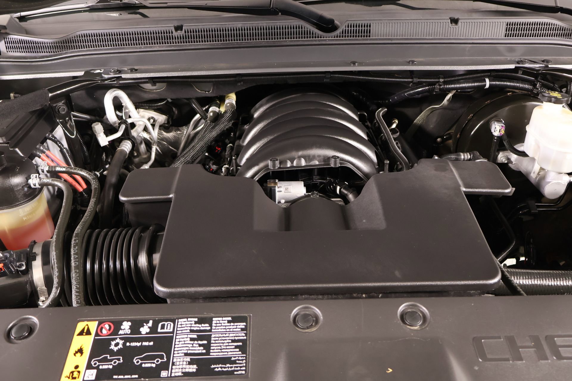 Used 2019 Chevrolet Suburban Premier w/ Premier Plus Edition image 23