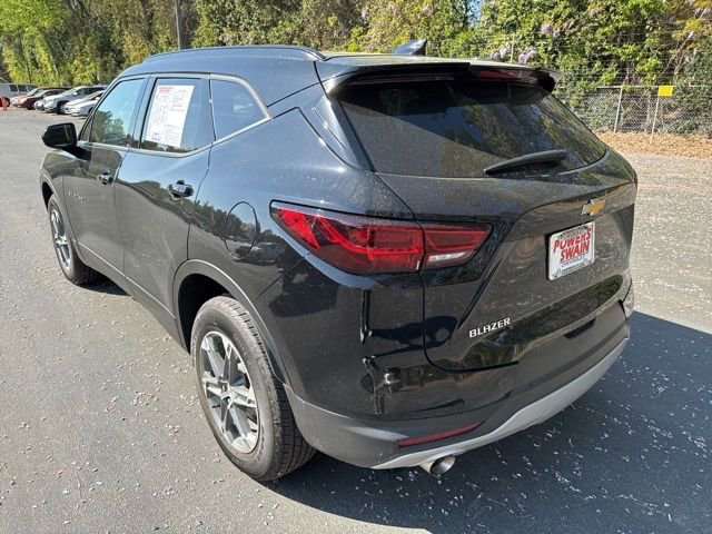 Used 2024 Chevrolet Blazer LT w/ Convenience Package image 3