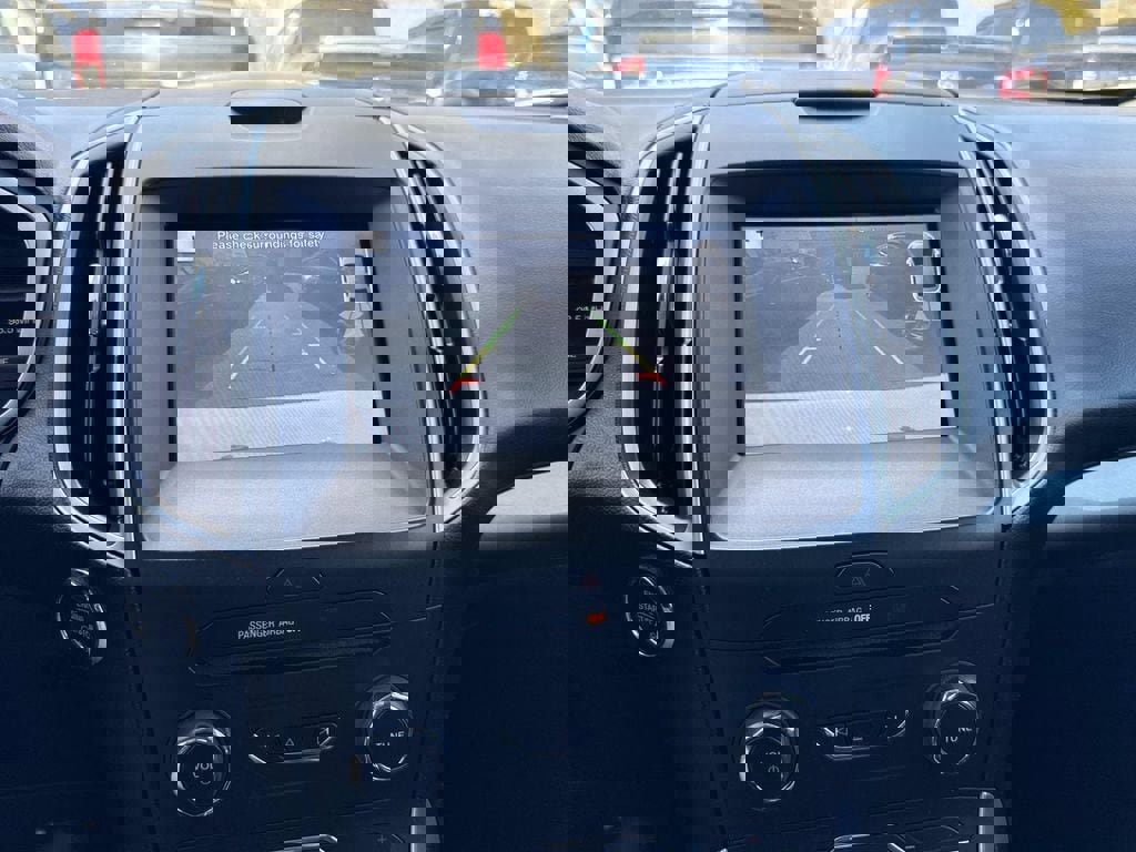 Used 2016 Ford Edge SEL w/ Canadian Touring Package AWD/4WD image 24