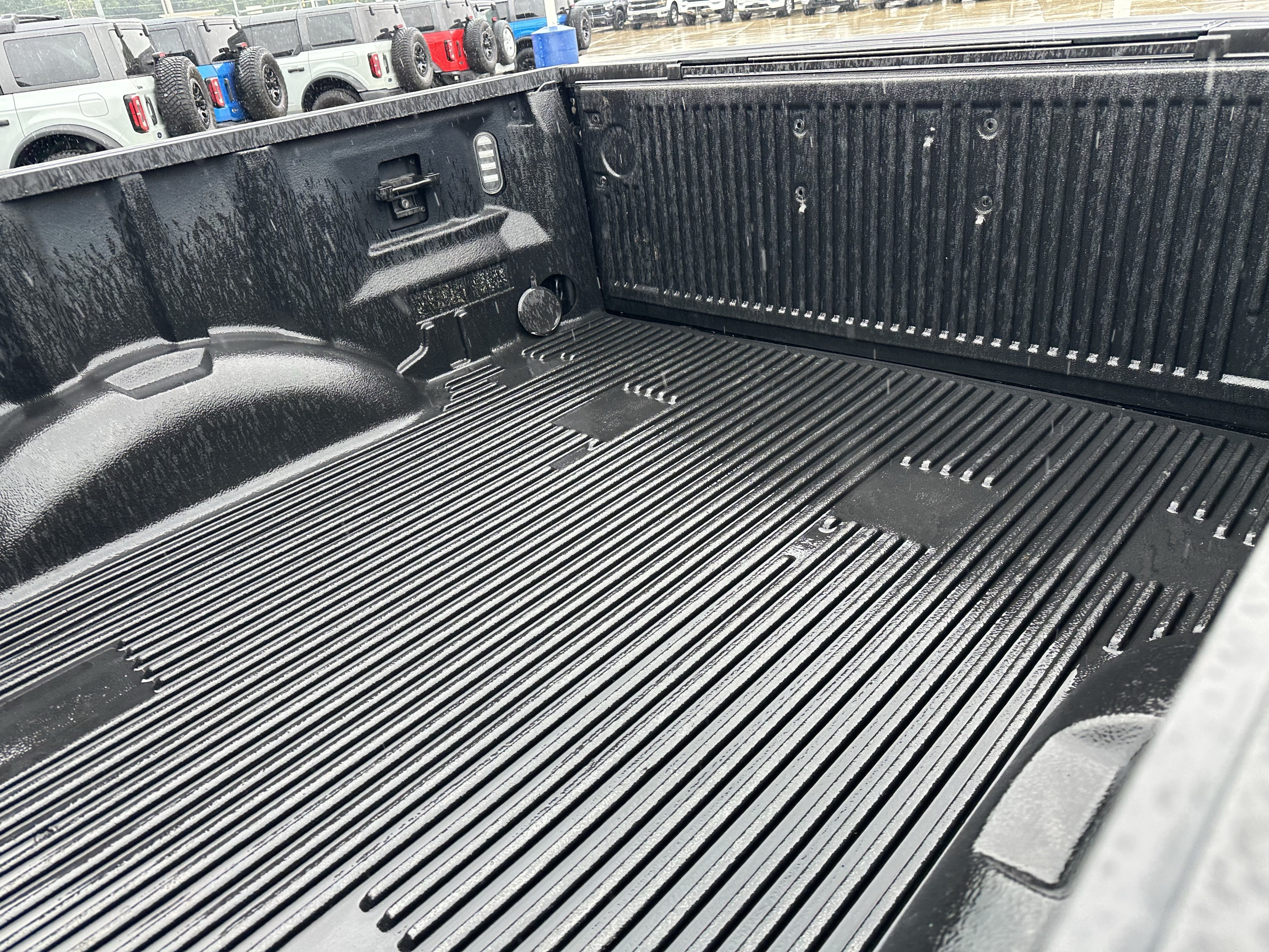 Used 2018 Ford F150 Lariat RWD image 8