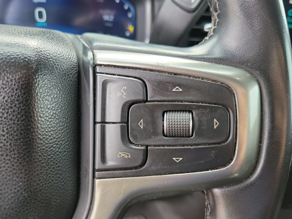 Used 2023 Chevrolet Silverado 1500 LT AWD/4WD image 25