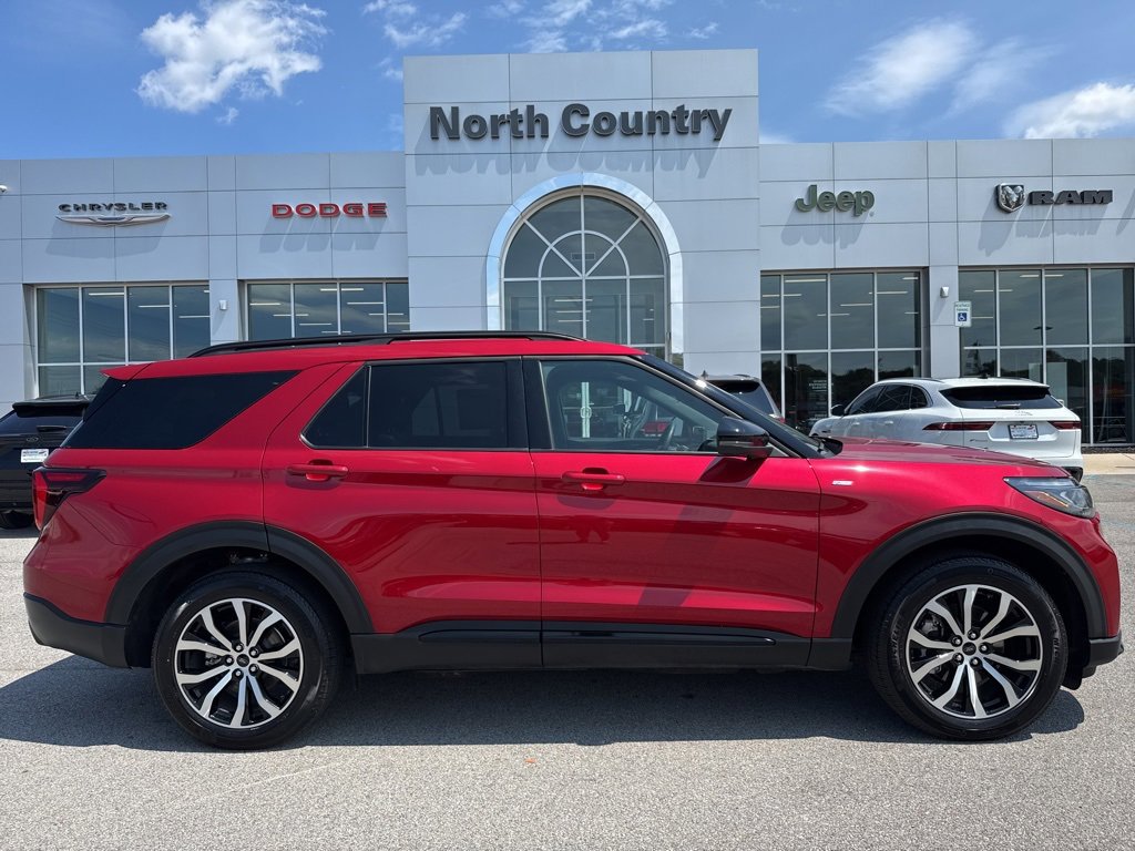 Used 2025 Ford Explorer ST-Line