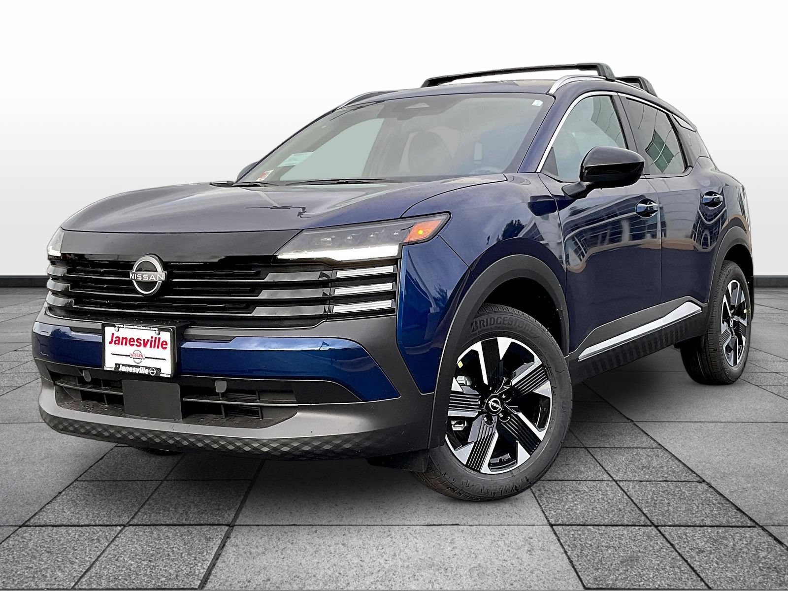 New 2027 Nissan Kicks SV AWD/4WD image 3