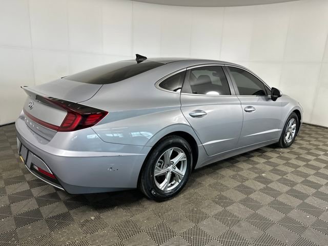 Used 2023 Hyundai Sonata SE FWD image 3