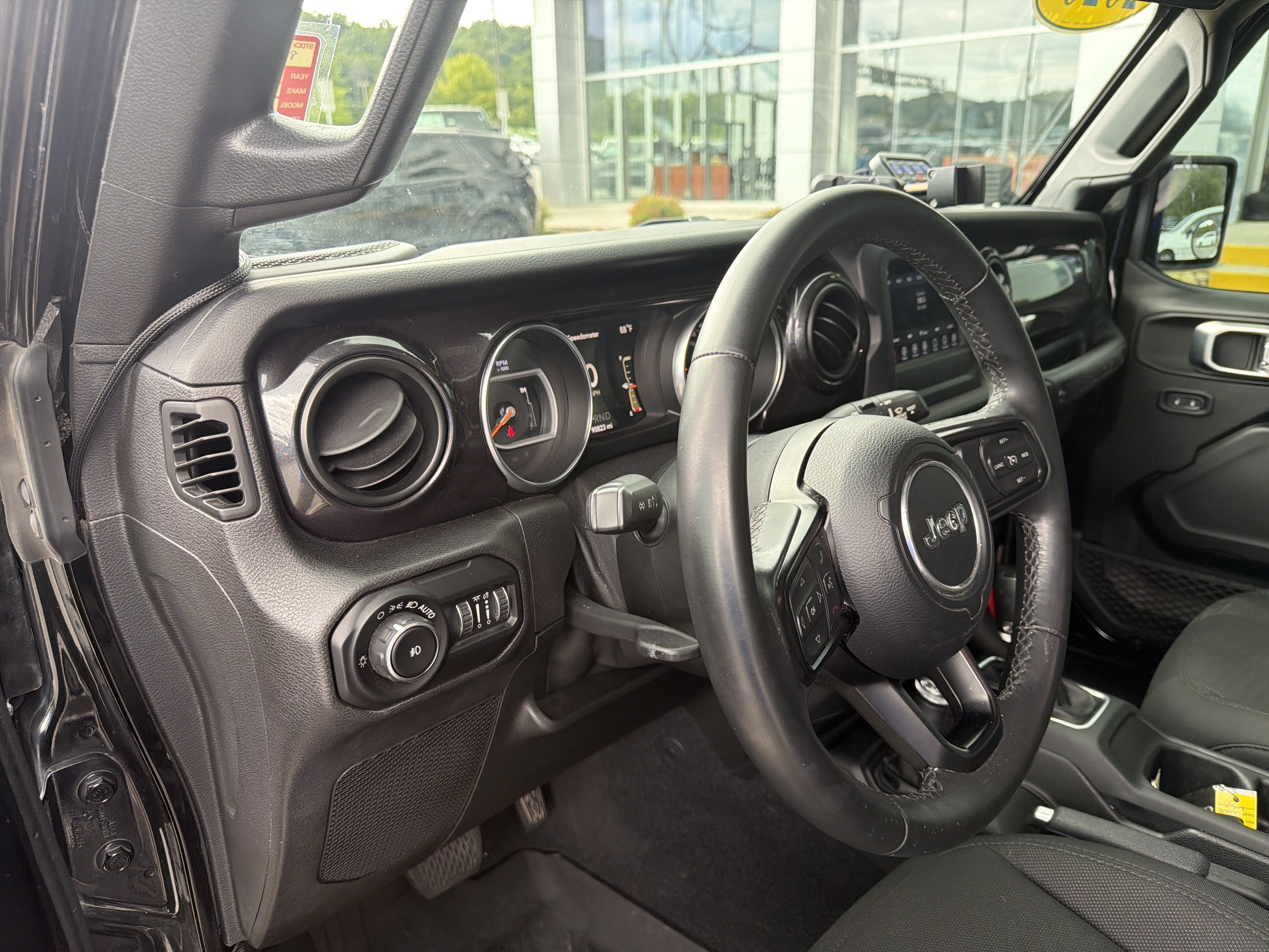 Used 2020 Jeep Wrangler Unlimited Sport AWD/4WD image 15