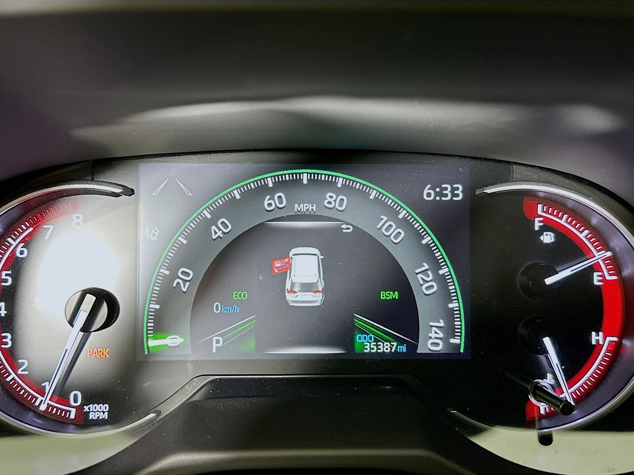 Used 2024 Toyota RAV4 XLE FWD image 19