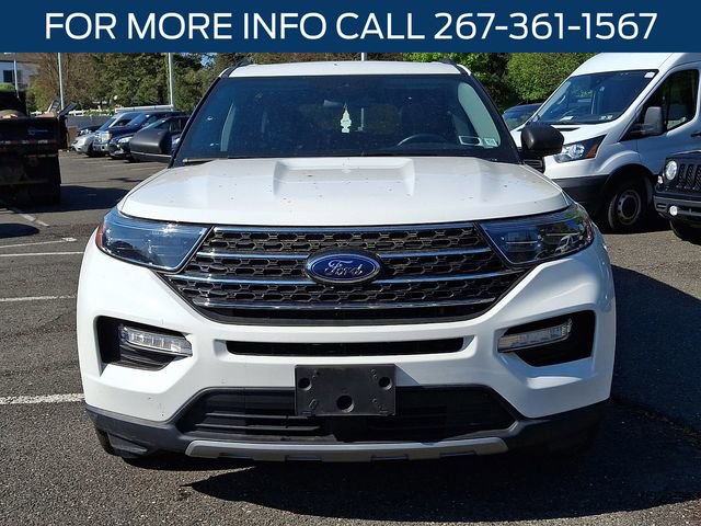Used 2022 Ford Explorer XLT w/ Equipment Group 202A AWD/4WD image 2