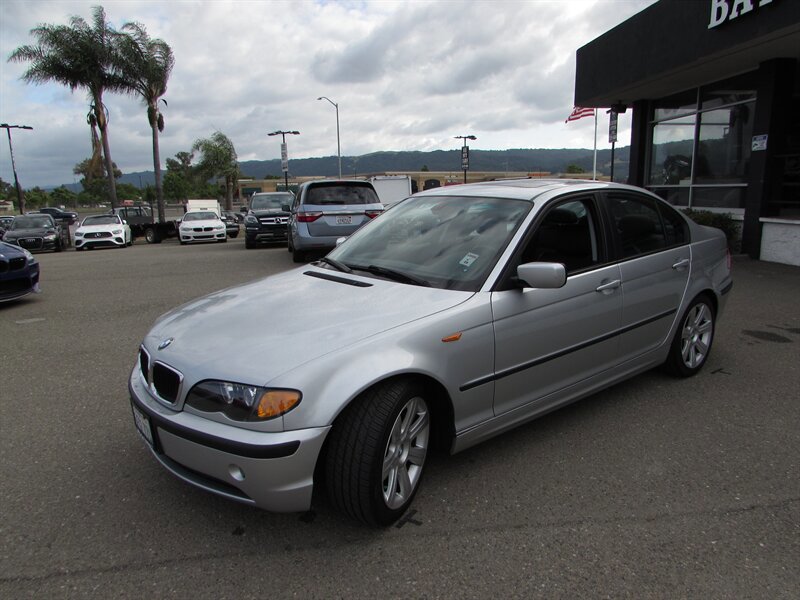 Used 2003 BMW 325i Sedan RWD image 4