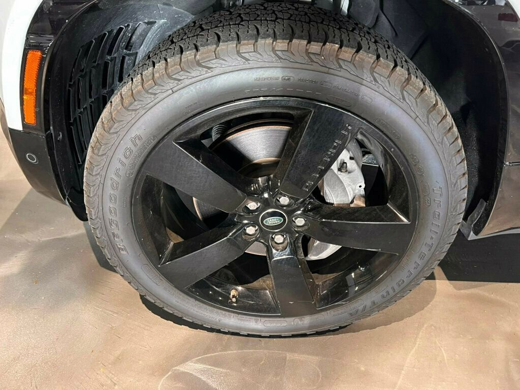 Used 2021 Land Rover Defender 110 X-Dynamic HSE image 13