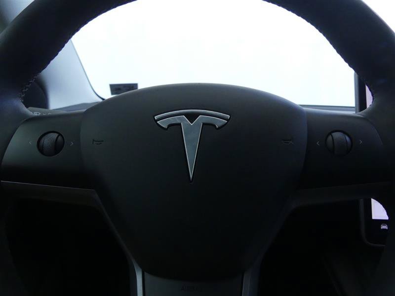 Used 2023 Tesla Model 3 Standard Range RWD image 23