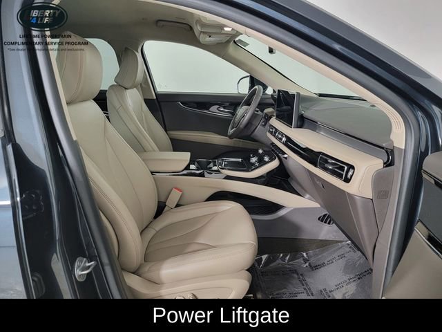 Used 2022 Lincoln Nautilus AWD w/ Premium Package image 19