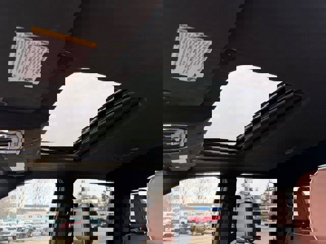 Used 2024 GMC Sierra 3500 Denali Ultimate image 14