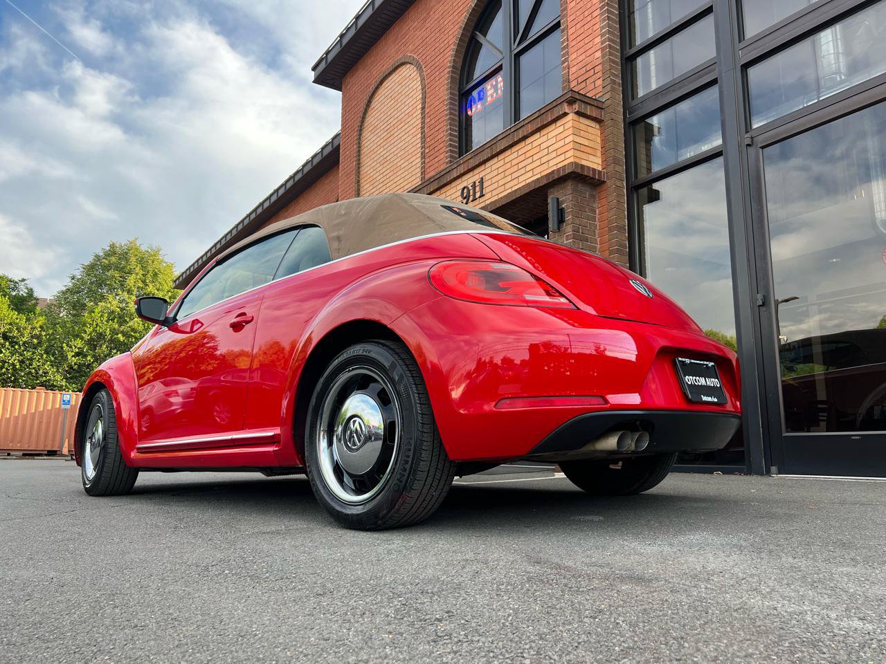 Used 2013 Volkswagen Beetle 2.5 FWD image 7