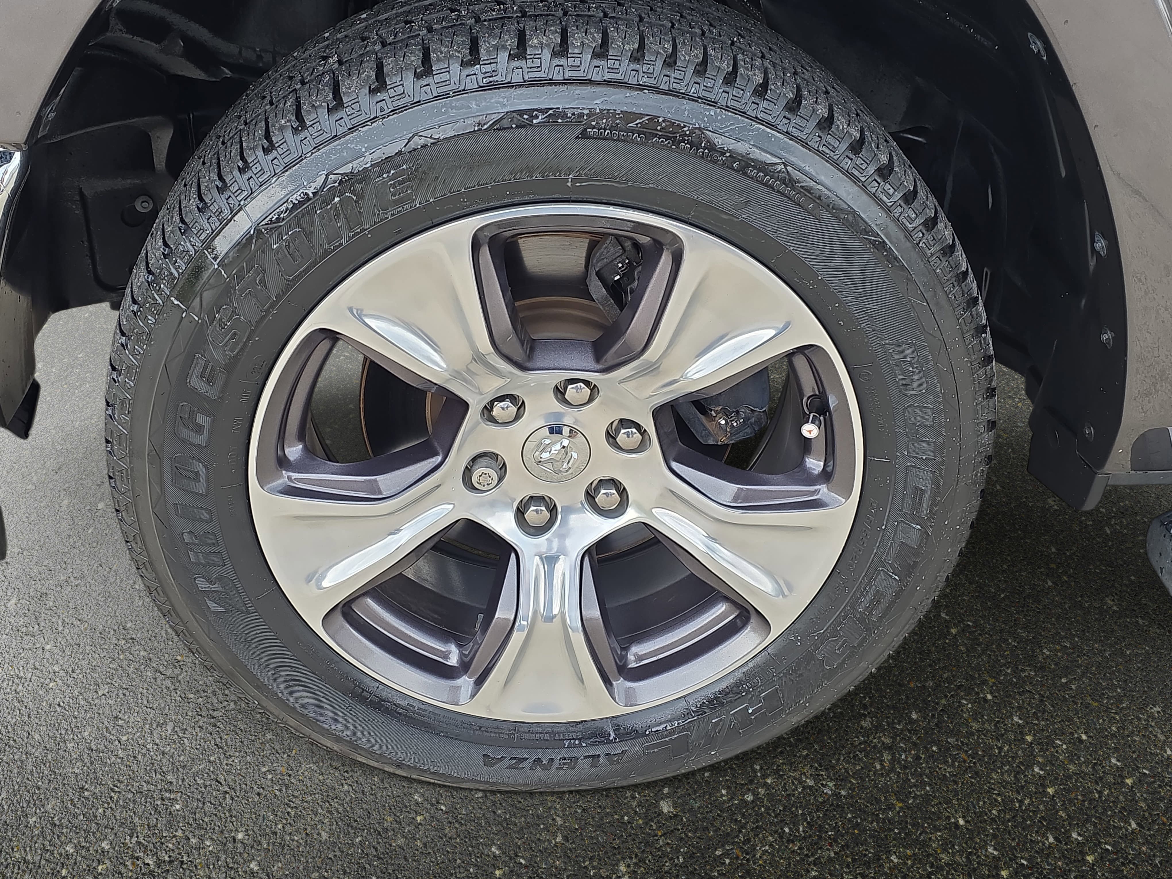 Used 2019 RAM 1500 Laramie AWD/4WD image 33