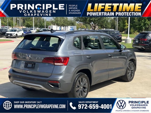 Used 2023 Volkswagen Taos S w/ Driver Assistance Package FWD image 8