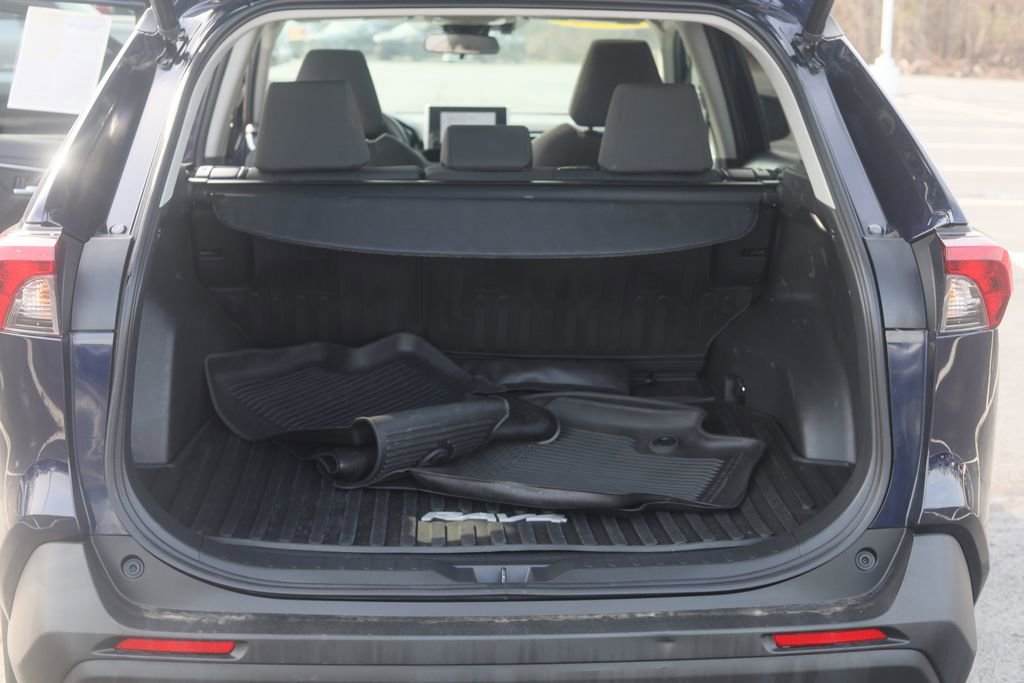 Used 2023 Toyota RAV4 XLE w/ Convenience Package image 34